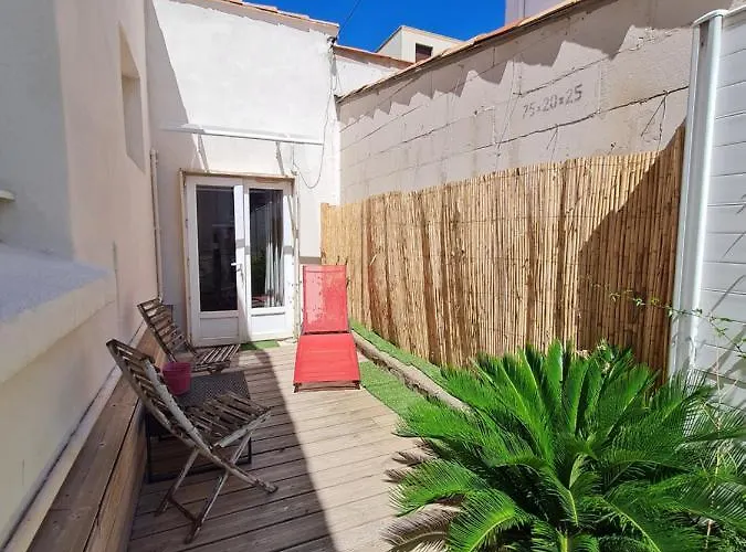 Apartament Jolie T2, Avec Cour Privee